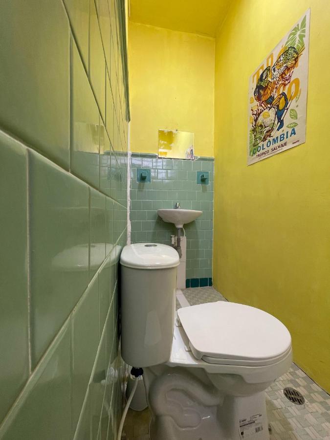 La Palmera Hostel Cali Luaran gambar